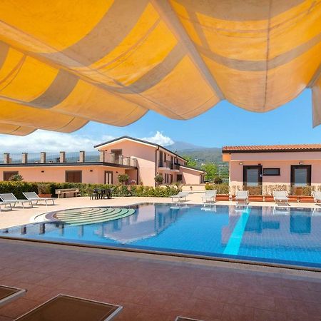 Il Giardino Country Holiday With Pool 타오르미나 외부 사진